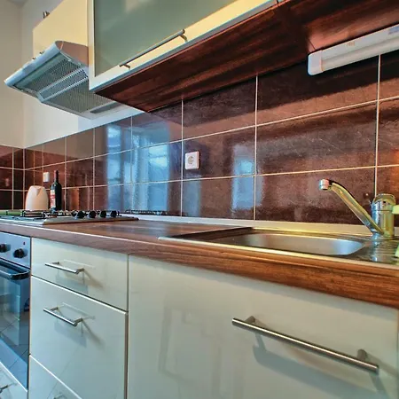 Four Bedroom Holiday In * Lumbarda